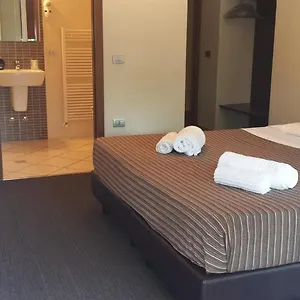 Firenze 3*, Саронно Италия